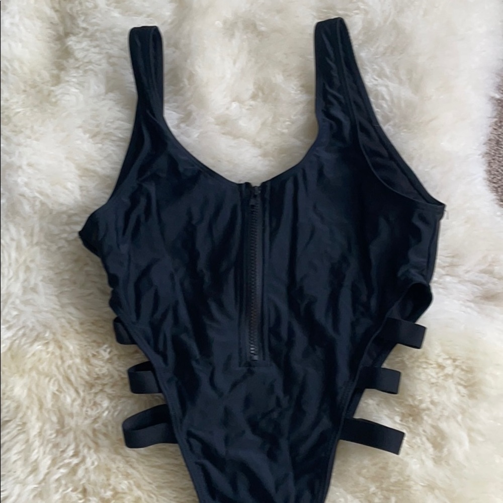 Bathing suit
